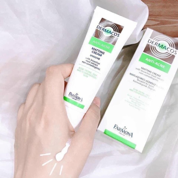 Kem trị mụn Dermacos - Giải pháp hiệu quả cho làn da dầu và mụn