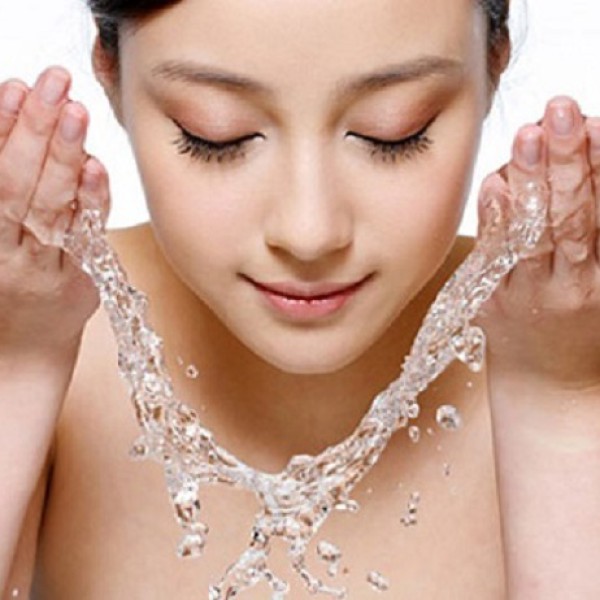 Muốn da mặt trắng mịn thì không nên bỏ qua 3 bước chăm sóc da mặt cơ bản này!